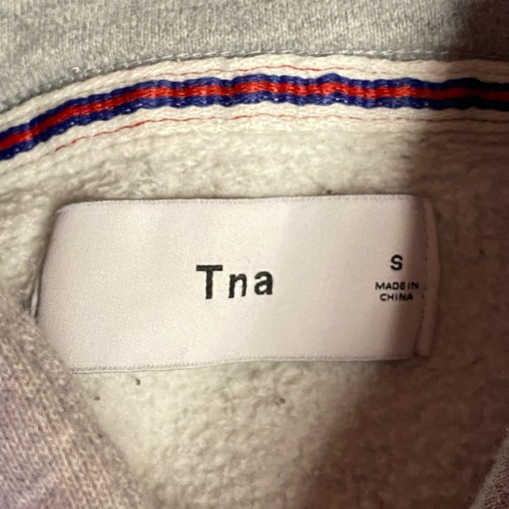 TNA Baltic Hoodie- Grey and light purple - Picture 4 of 5